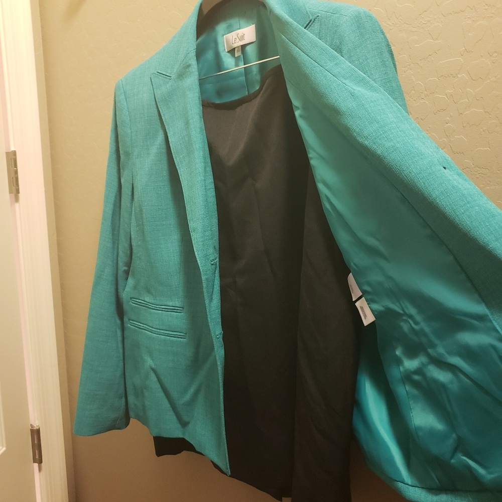 Women's Clothing